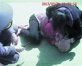 民警3次出動 救助傷心女 民警3次出動 救助傷心女