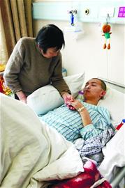 大學生因被叫外號將同學捅成植物人 大學生因被叫外號將同學捅成植物人