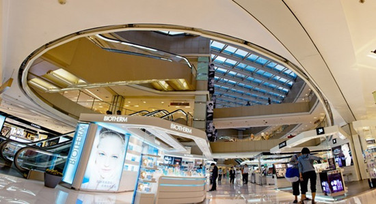 a theatre style experiencing store a theatre style experiencing store