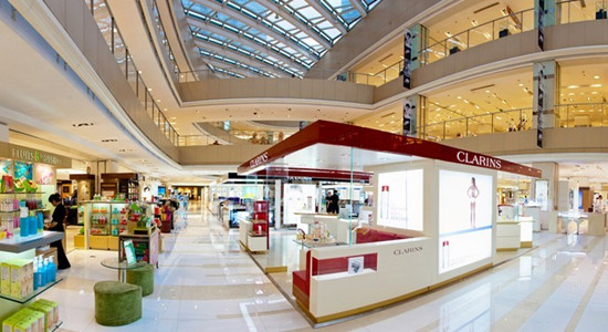 a theatre style experiencing store a theatre style experiencing store