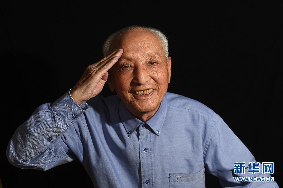 （抗戰勝利70周年）（1）敬禮，老兵！